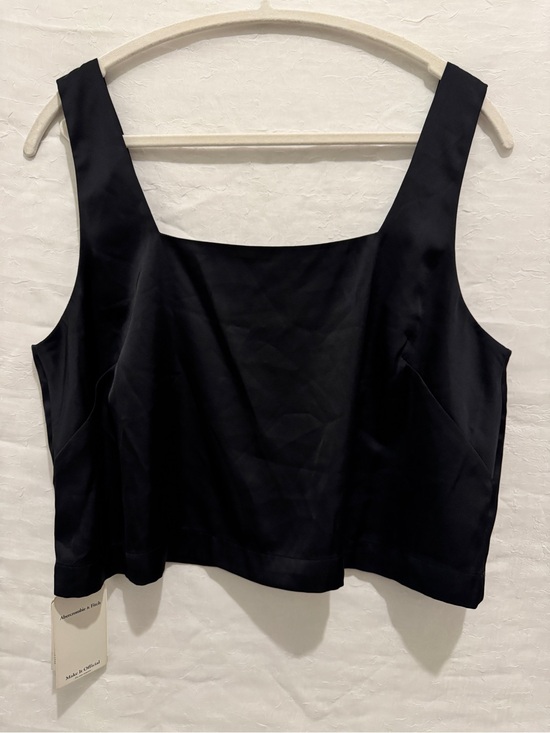 Abercrombie & Fitch Tops - Abercrombie & Fitch Black Satin Square-Neck Crop Tank